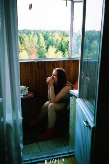 Teatime at the balcony on film