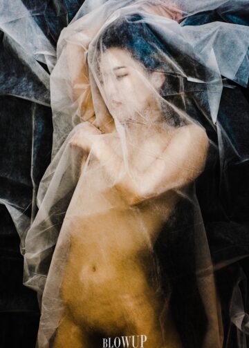 naked